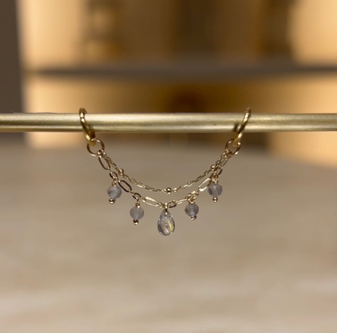 14k Beatti Sonnet II Droplet Chain with Labradorite